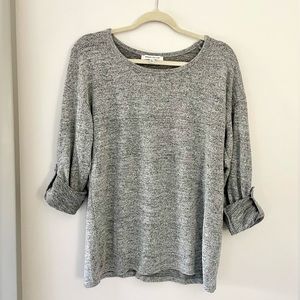 Rose + Olive Heather Grey Lightweight Sweater Adjustable Sleeves Size Medium